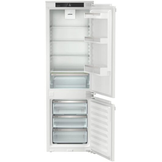 Liebherr Pure ICNC5103 Fully Integrated fridge-freezer with EasyFresh and NoFrost