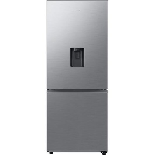 SAMSUNG Series 8 SpaceMax RB50DG632ES9EU 60/40 Smart Fridge Freezer - Silver
